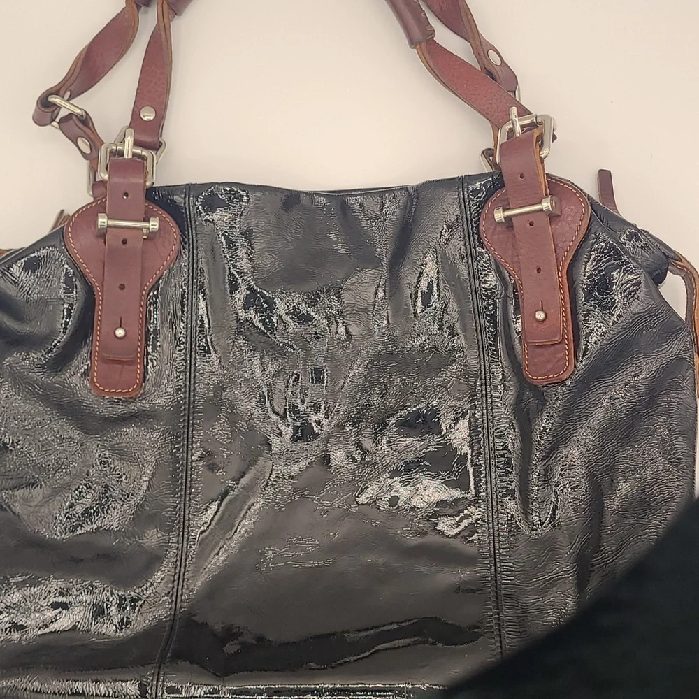 Pauric Sweeney Patent Leather Shoulder Bag. Made in Italy - Picture 4 of 11